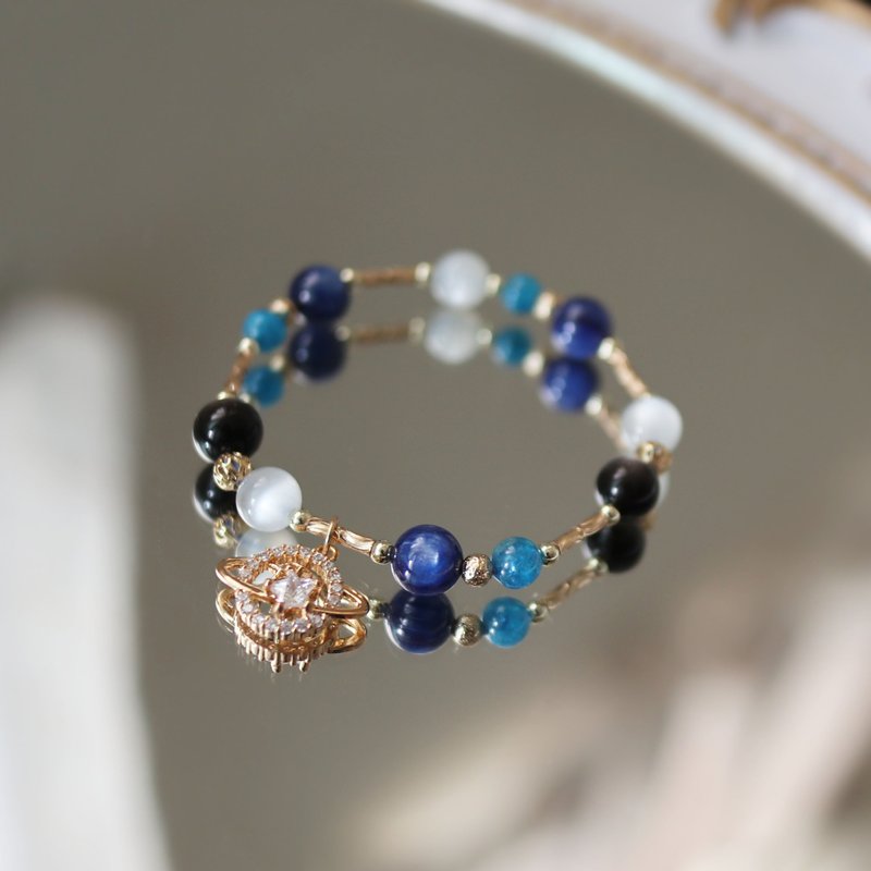 /Planet/ White Moonstone Kyanite Stone Silver Stone Bracelet - สร้อยข้อมือ - คริสตัล สีน้ำเงิน