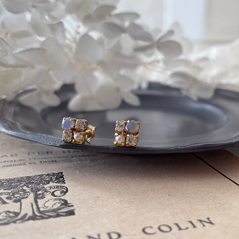 14kgf Gemstone-quality precious opal and vintage glass stone small square bijou earrings OR non-hole earrings/metal allergy compatible/October birthstone - ต่างหู - เครื่องเพชรพลอย ขาว