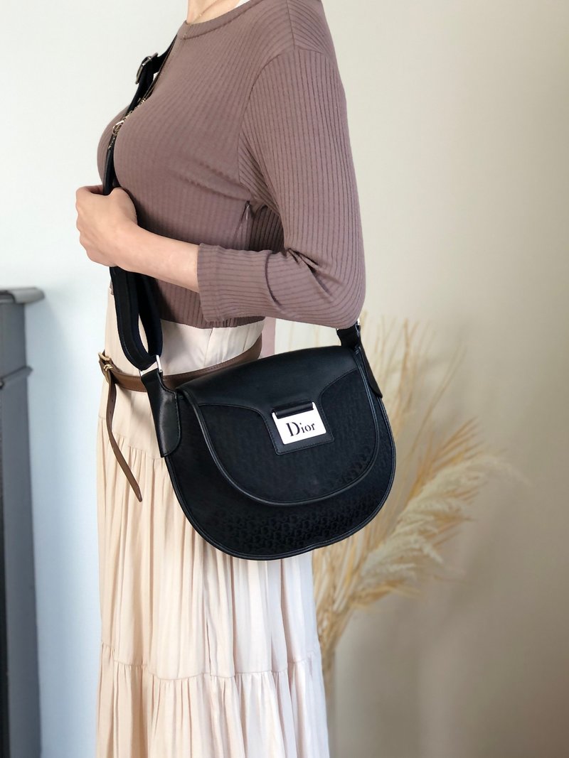 【 日本直送　名牌中古包 】 Christian Dior ストリートシック ショルダーバッグ ブラック ジャガード レザー ラウンド オールド 2uh3b5 - 側背包/斜背包 - 棉．麻 黑色