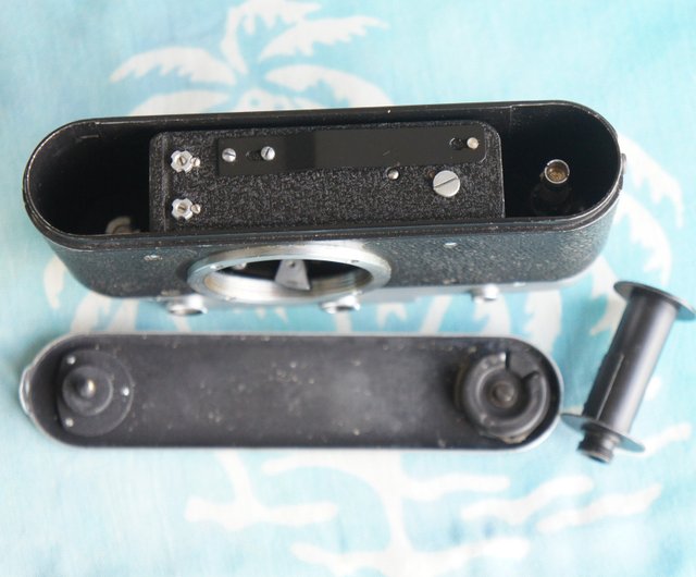 ZORKI-S EXCELLENT LEICA COPY FOR YOUR COLLECTION! - ショップ