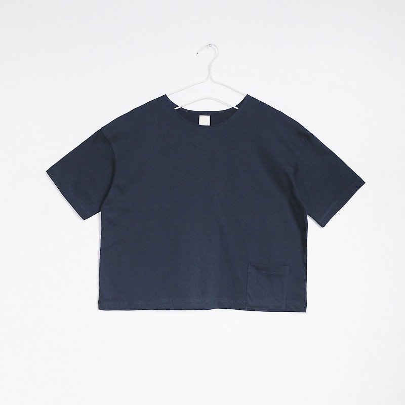 pocket crop t-shirt - T 恤 - 棉．麻 藍色