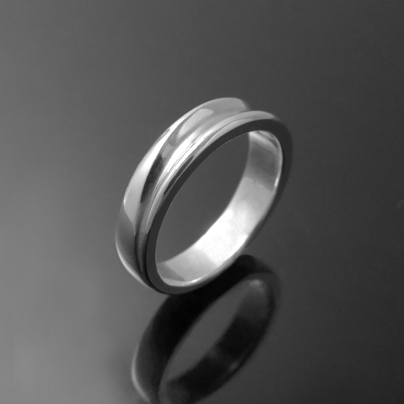 Lover Series / Simple Leaf Vein Ring (Female) / 925 Sterling Silver / Valentine's Gift - แหวนคู่ - โลหะ สีเงิน
