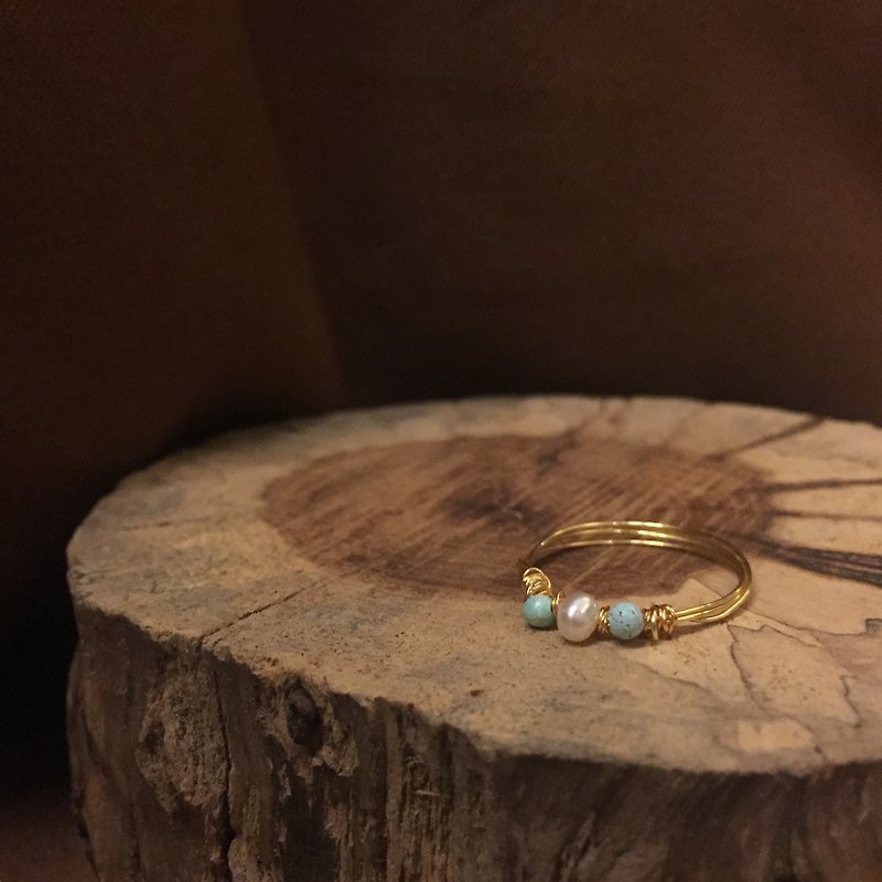 Customized 14KGF 14K gold turquoise freshwater pearl winding ring - แหวนทั่วไป - ไข่มุก สีทอง