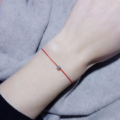 The lucky clearance red line bracelet