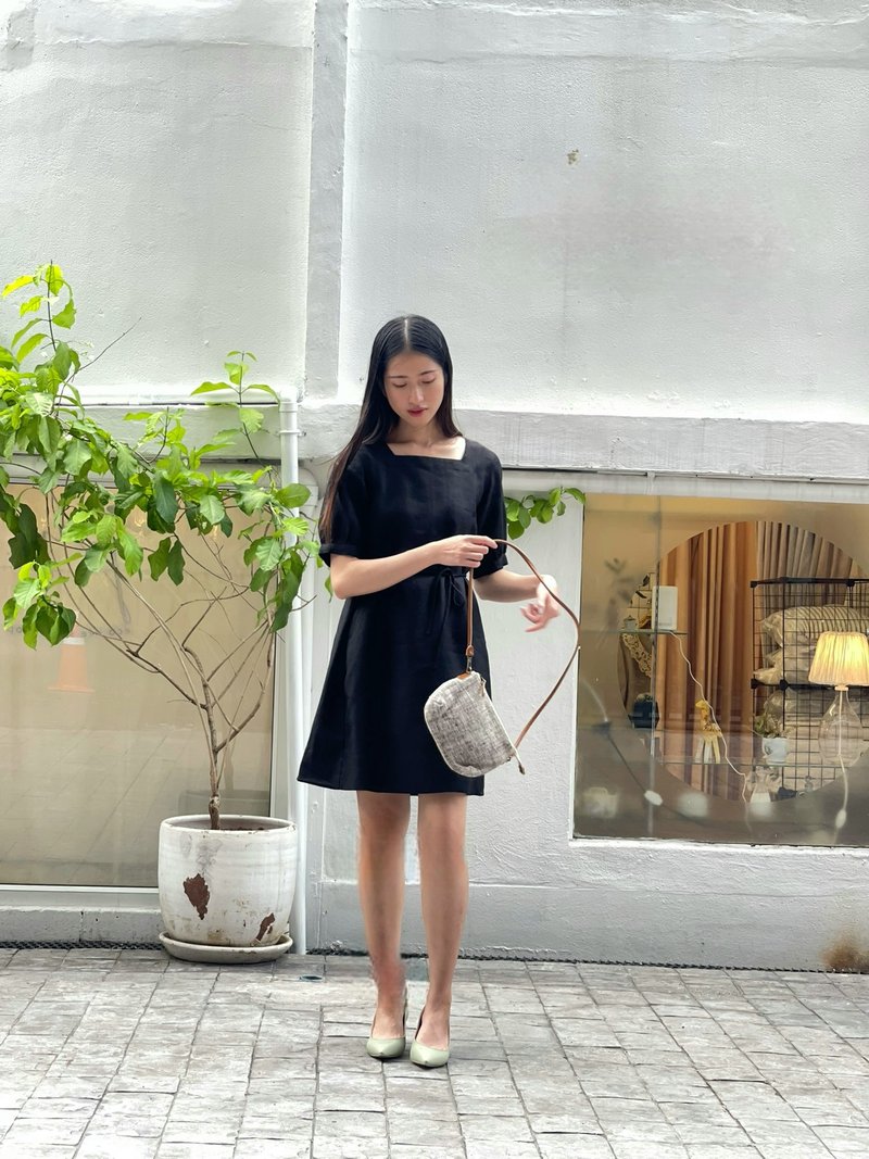 Cross Body Stone#19 size M Bags  Botanical Dyed Cotton. - 側背包/斜背包 - 棉．麻 咖啡色
