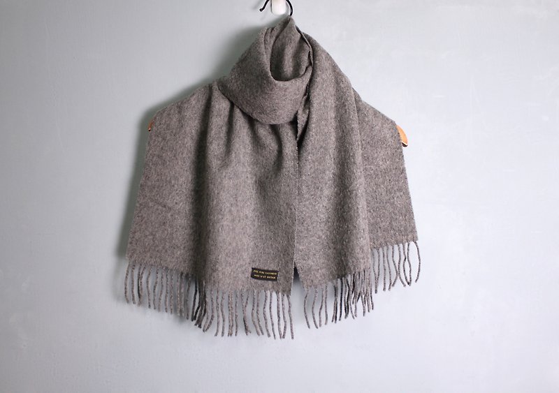 FOAK vintage British plain grey cashmere scarf - ผ้าพันคอถัก - ขนแกะ 