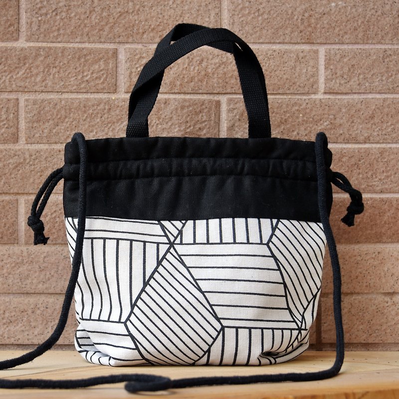 3-in-1 Shoulder/Crossback/Portable Bucket Bag ~ Geometric Pattern (A80) RS - กระเป๋าแมสเซนเจอร์ - ผ้าฝ้าย/ผ้าลินิน ขาว