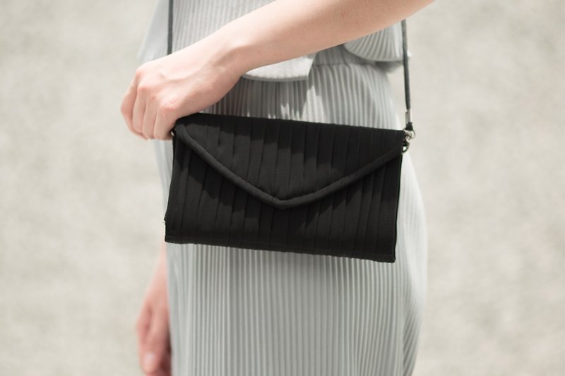 Vingt six black wallet bag (can be used as a shoulder bag, clutch bag, cross-body bag, and wallet) - กระเป๋าคลัทช์ - เส้นใยสังเคราะห์ สีดำ