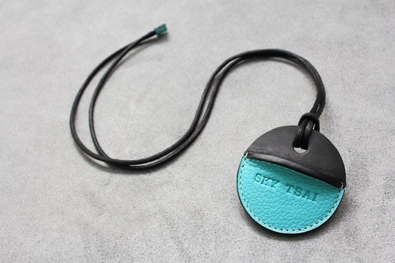 KAKU手工皮件 gogoro鑰匙皮套訂製 黑+藍 - 鑰匙圈/鑰匙包 - 真皮 