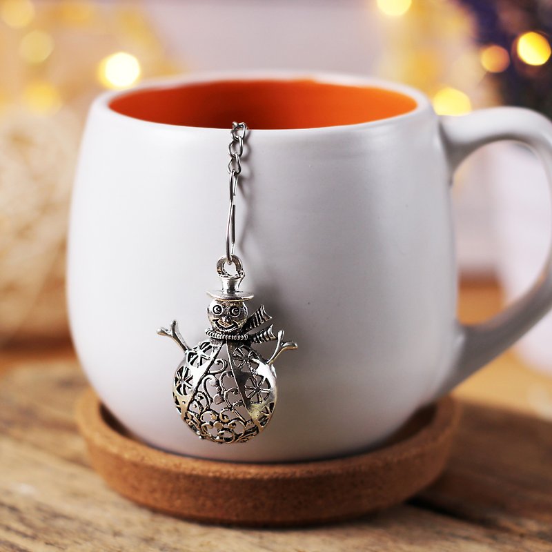 Snowman tea strainer for herbal tea, Tea infuser with Christmas charm - Teapots & Teacups - Stainless Steel Silver