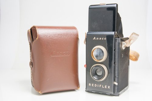 カメラ　アンティーク 廃盤のアンティークカメラ1950年代AnscoRediflex Camera f16 B