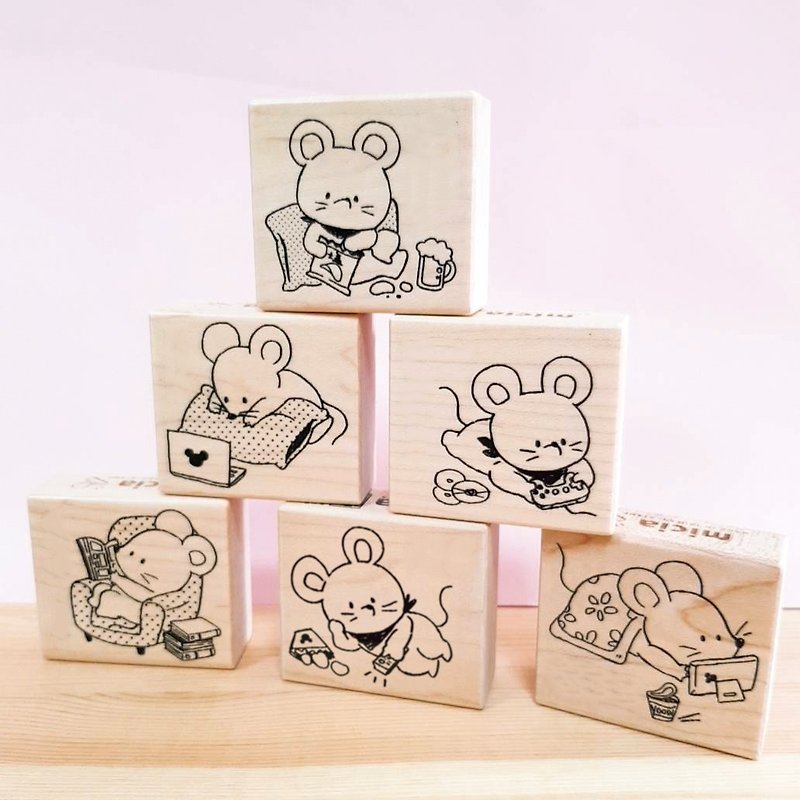 /The last group/The Scruffy Mouse-Maple Seal 6 into the group - Stamps & Stamp Pads - Other Materials 