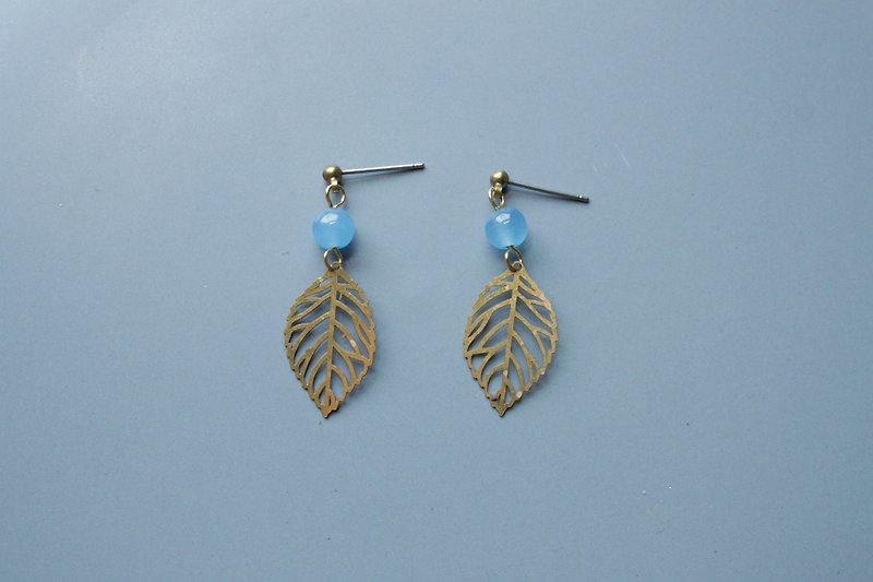 │ leaves │ earrings - blue agate - ต่างหู - โลหะ สีน้ำเงิน