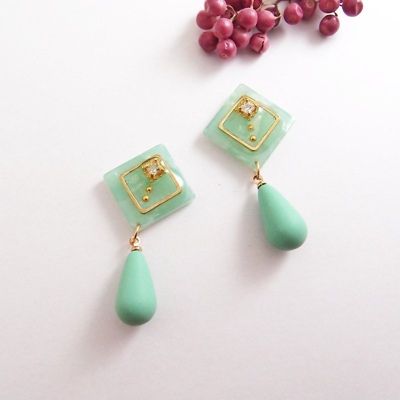 amber. Green - clip - style earrings needle earrings stainless steel earrings - Earrings & Clip-ons - Silicone Green
