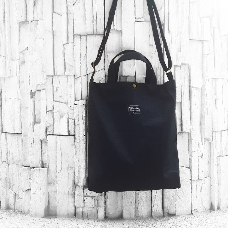 Black-A4 hand-sewn printed (multi-pattern) canvas bag / oblique bag / shoulder bag - กระเป๋าแมสเซนเจอร์ - ผ้าฝ้าย/ผ้าลินิน สีดำ