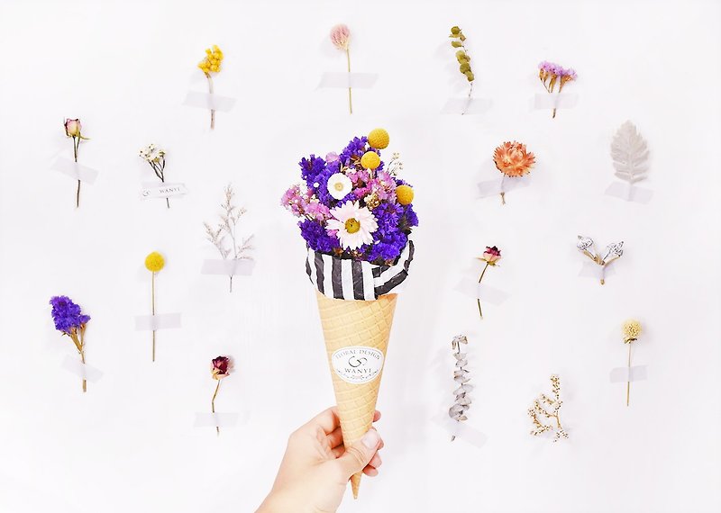 WANYI purple cone ice cream bouquet dried flower / Valentine's Day / gift / not withered flower / gift / desk decoration / room layout / marriage / graduation / wedding small objects - ตกแต่งต้นไม้ - พืช/ดอกไม้ สีม่วง