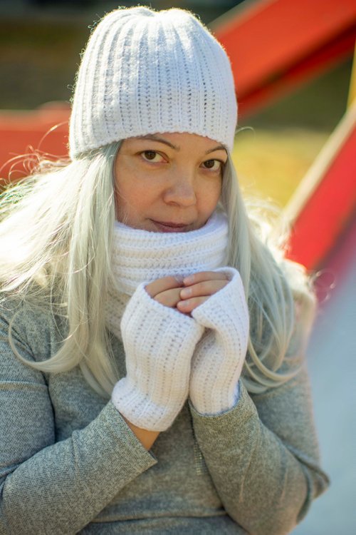 white hat scarf and glove set