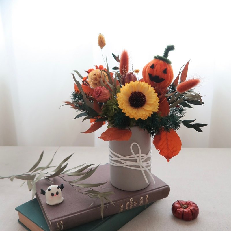 Halloween table flowers parent-child experience Taichung flower arrangement course Taichung preserved flowers - จัดดอกไม้/ต้นไม้ - พืช/ดอกไม้ 