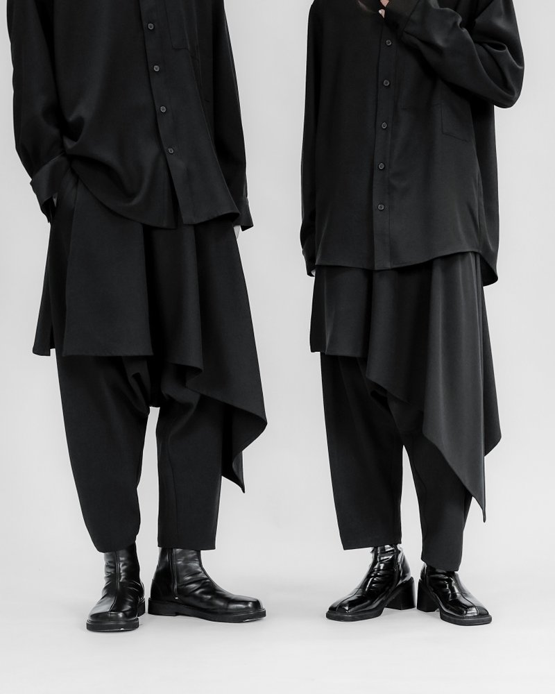 MUKK DESIGN 單邊片裙低襠褲 - 長褲/短褲 - 聚酯纖維 黑色