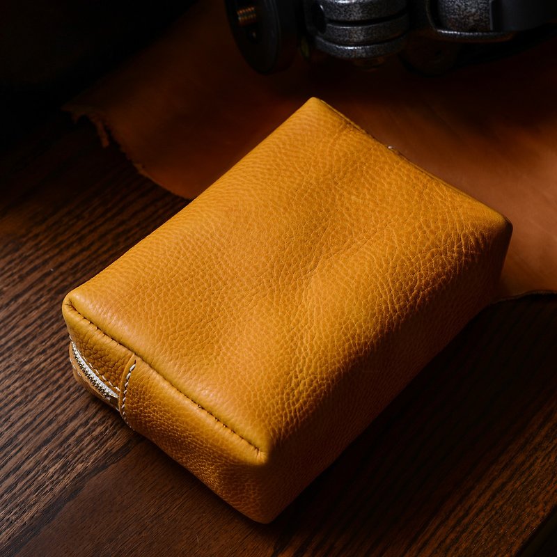 Minervabox cow leather MacBook power mouse storage clutch yellow - กระเป๋าแล็ปท็อป - หนังแท้ สีเหลือง