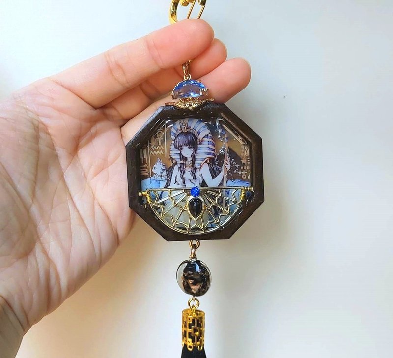 Flower Window Relief Series【Cleopatra】~No Steps∕ Car Charm∕ Bag Charm - พวงกุญแจ - วัสดุอื่นๆ สีส้ม