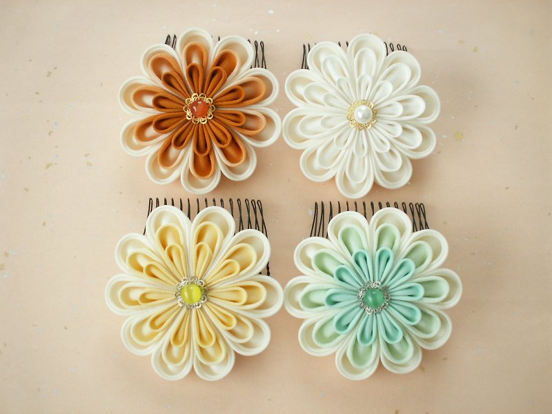 [New] Knob work Various combinations of hair ornaments made from old cloth and like Japanese sweets ♪ - เครื่องประดับผม - ผ้าไหม สีส้ม