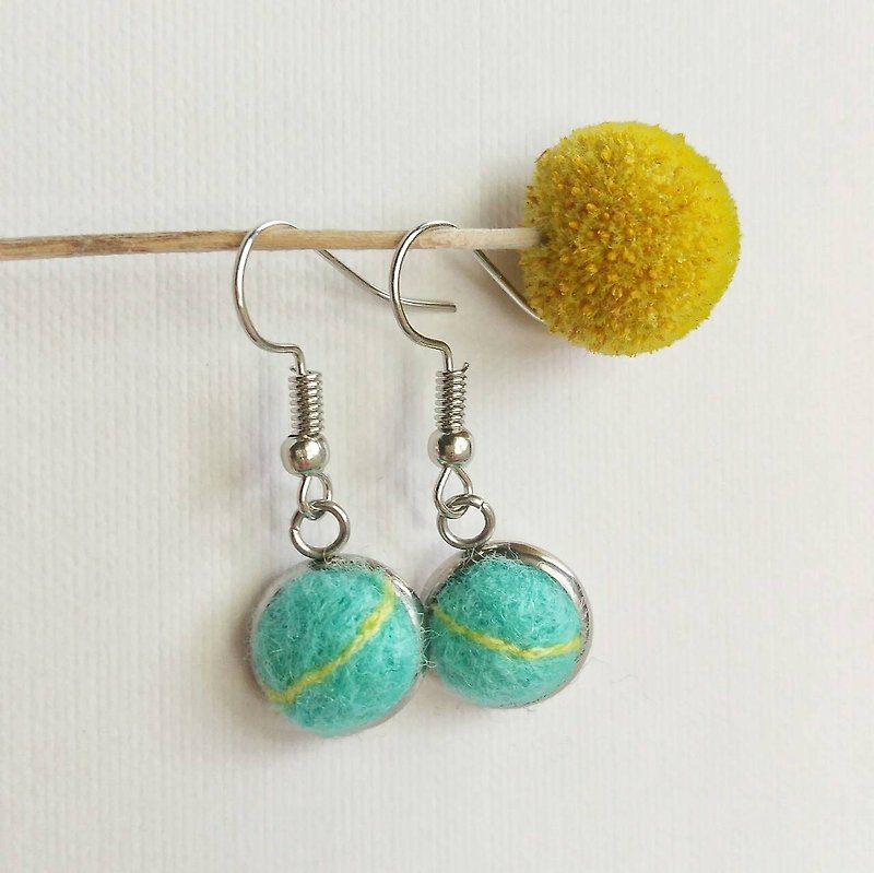 Line hand-made wool felt earrings can be changed to Clip-On - Bracelets - Wool Blue