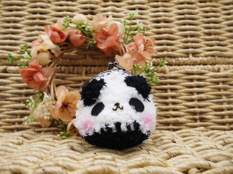 Knitting animal mini purse mouth gold package - Panda - กระเป๋าใส่เหรียญ - เส้นใยสังเคราะห์ 