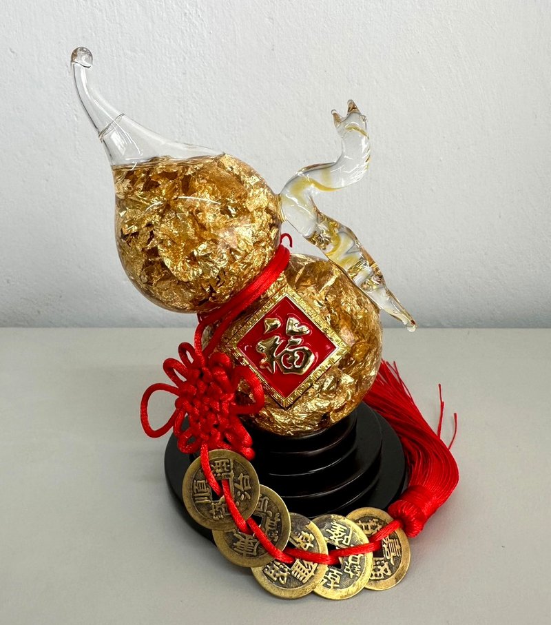 Crystal Glass Gold Foil Gourd Fulu Spirit Snake Sending Good Luck and Safe Roads Gold Foil Apple Zodiac Snake - Items for Display - Colored Glass 