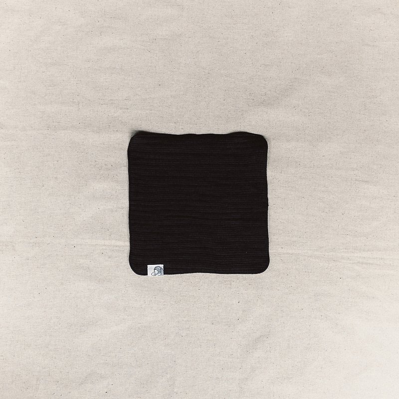 【Rooo Lou × MIDWAY】Osaka Quanzhou Organic Cotton Liner Hand Towel - ผ้าเช็ดหน้า - ผ้าฝ้าย/ผ้าลินิน สีดำ