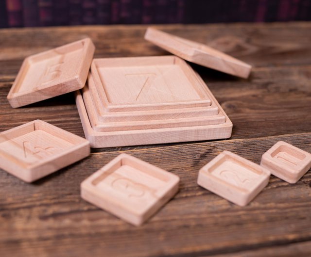 木製ピラミッド数字プレート - モンテッソーリ教材、子供用知育玩具