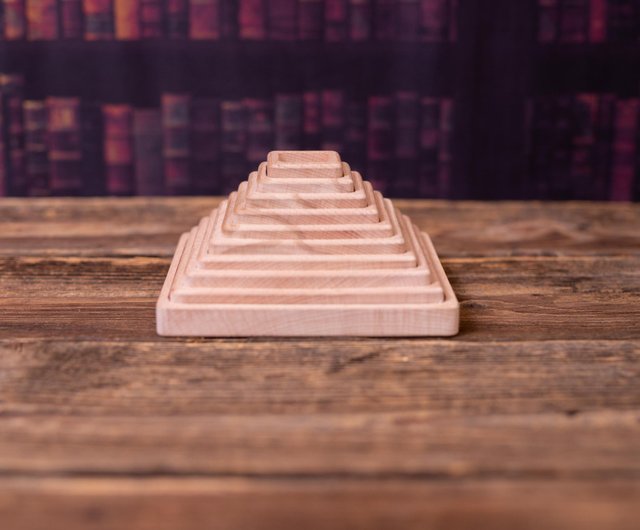 木製ピラミッド数字プレート - モンテッソーリ教材、子供用知育玩具