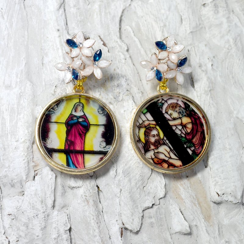 A pair of TIMBEE LO hand-made church window grille earrings on sale - Earrings & Clip-ons - Other Metals Multicolor