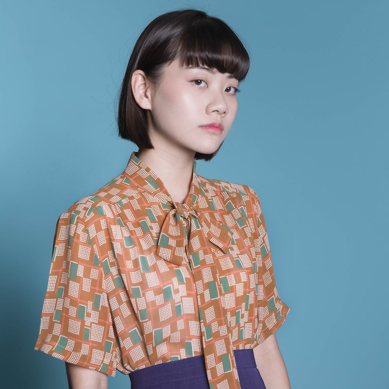 Style | ancient short sleeve shirt - Women's Shirts - Other Materials 