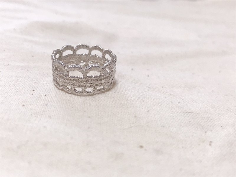 flare crown ring/フレアクラウン リング - 戒指 - 其他金屬 銀色