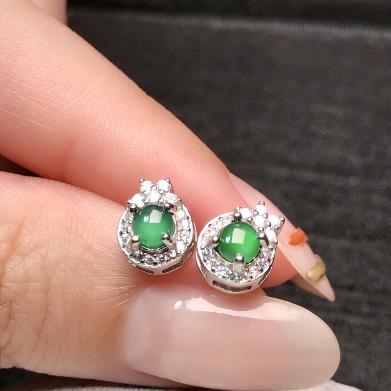 Burmese Jade A Goods Jade - Ice Jade Laokeng Green Egg Noodles 925 Sterling Silver Inlaid Stud Earrings - ต่างหู - หยก สีเขียว