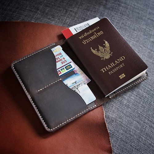 JOY & O-MAN Personalized Passport holder Handmade Crazy horse genuine leather