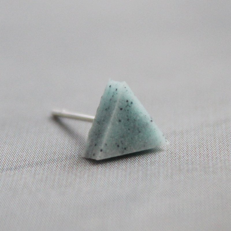 Triangle Earrings ▽ 518 / White Water ▽ Single Stud - สร้อยข้อมือ - ดินเหนียว สีน้ำเงิน