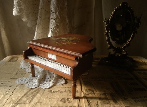 老時光OLD-TIME Vintage & Classic & Deco 【老時光 OLD-TIME】早期鋼琴造型珠寶盒