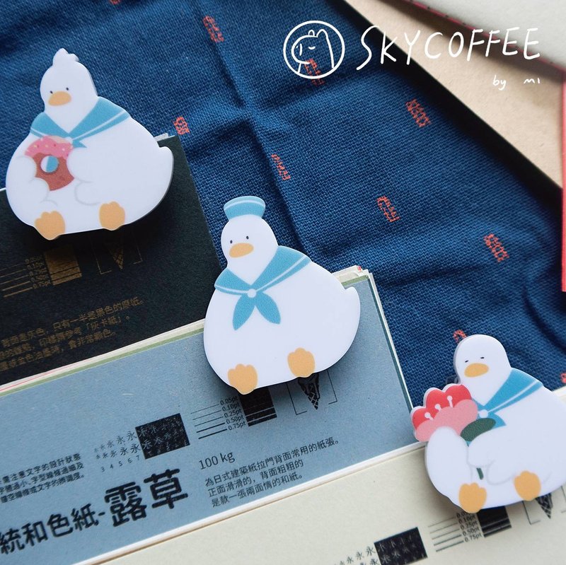 【SKYCOFFEE】Enjoy the Moment Acrylic Clip Capybara Manager and Ducks - แฟ้ม - วัสดุอื่นๆ 