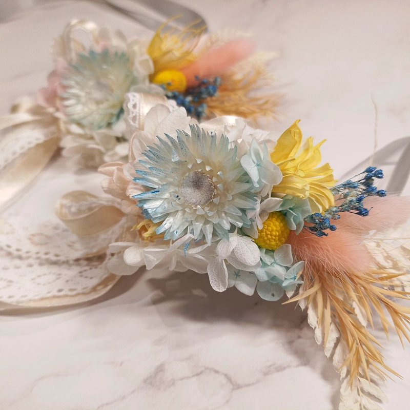A's [Customized] Floral Arrangements | Wrist Flowers (Preserved Flowers and Dried Flowers) Bride/Bridesmaid Wedding/Party - เข็มกลัด/ข้อมือดอกไม้ - พืช/ดอกไม้ 