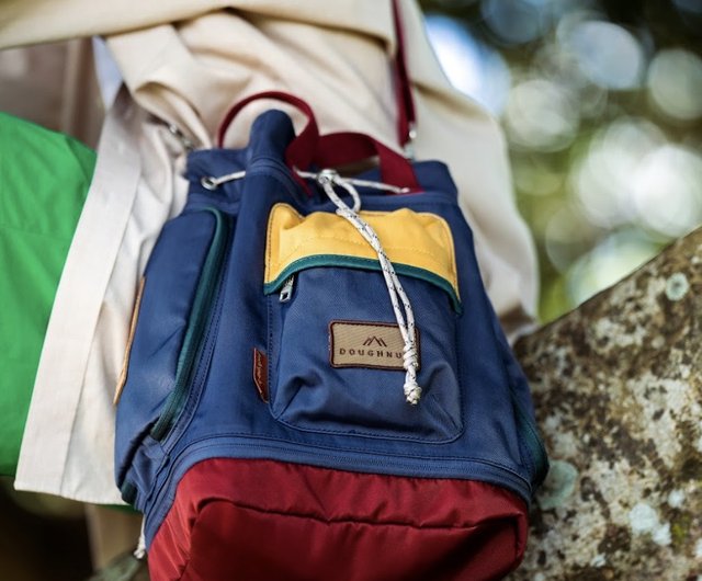 Old School Retro Bucket Bag / Crossbody Bag Color: Green Size:M -Vegetable  Tanned Leather- - Shop totally-handmade Messenger Bags & Sling Bags - Pinkoi