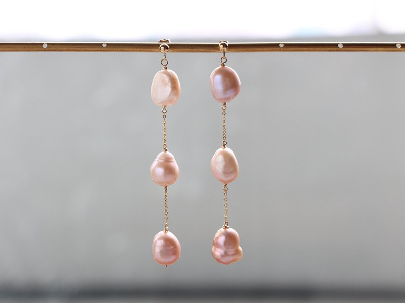 14kgf-baroque pear/purple pink color pierced earrings - ต่างหู - โลหะ สึชมพู