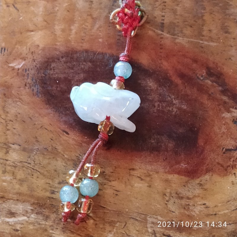 The glass jade pendant is a jade rabbit - อื่นๆ - หยก 