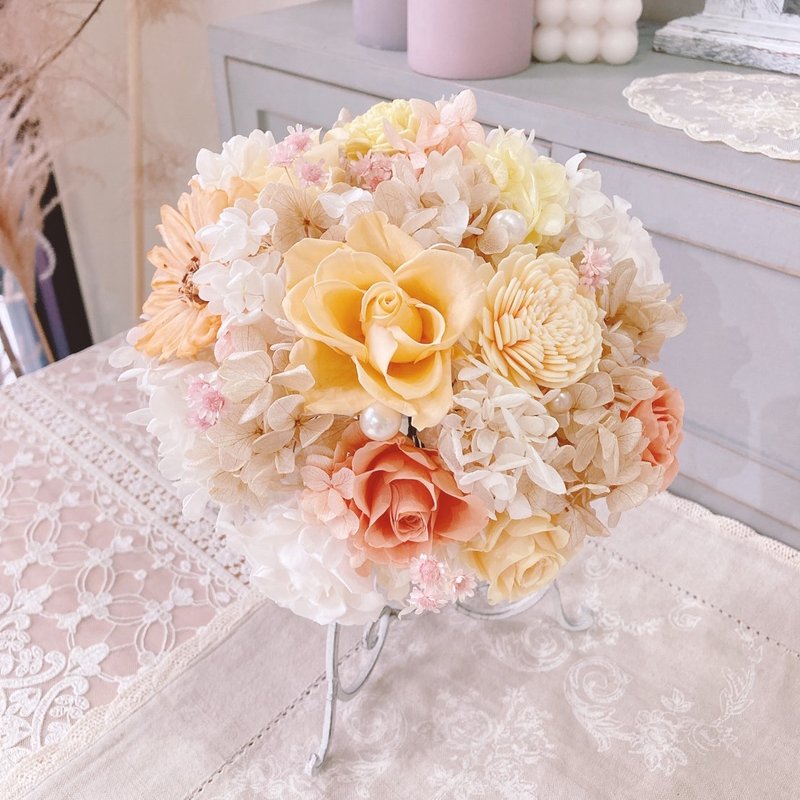 [Customized] Gentle yellow round bouquet/preserved flowers/wedding favors - Dried Flowers & Bouquets - Plants & Flowers Orange