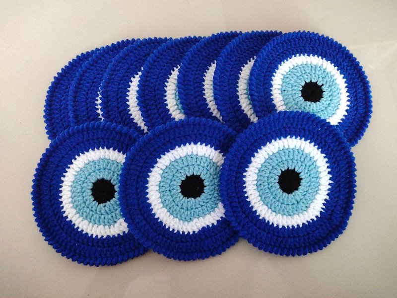 Coaster Crochet Evil's eyes - Dining Tables & Desks - Thread Blue