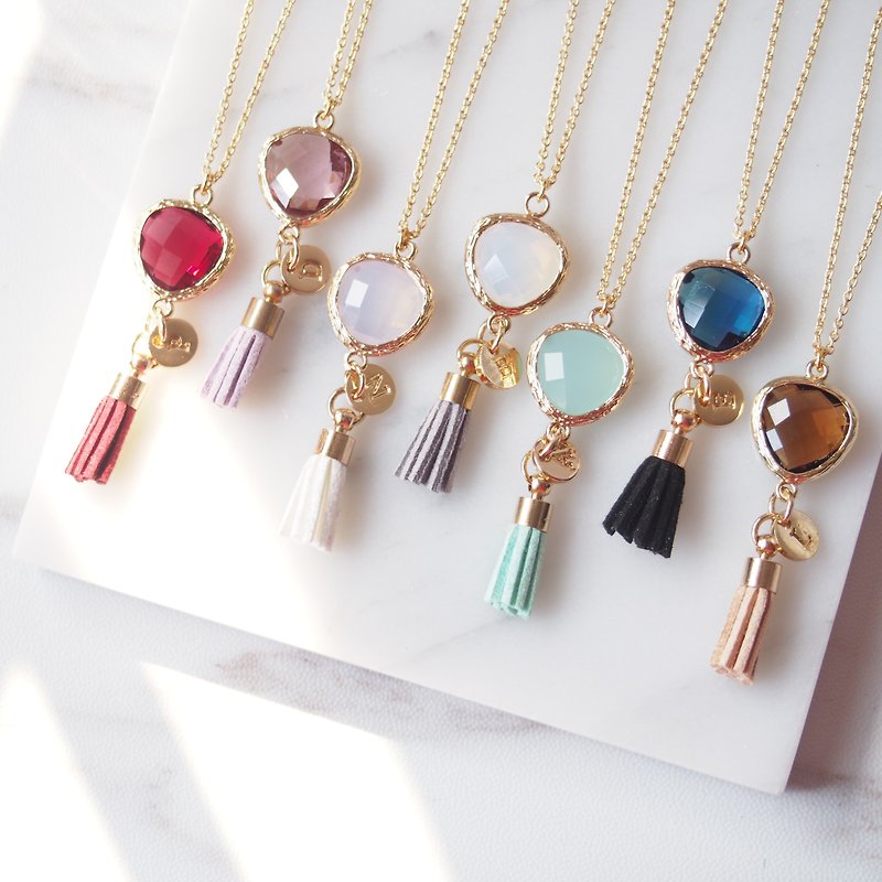 Customized glass imitation gemstone letter tassel necklace birthday girlfriends sister gift - สร้อยคอ - โลหะ หลากหลายสี