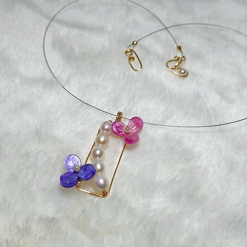 [Customized model] Double flower embellished pearl square necklace丨Dream style - Necklaces - Pearl Purple