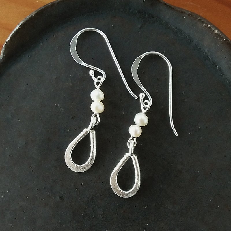 Karen Silver Drop Earrings / Freshwater Pearl / Earrings or Clip Clip-On/ Tie - Earrings & Clip-ons - Silver Silver