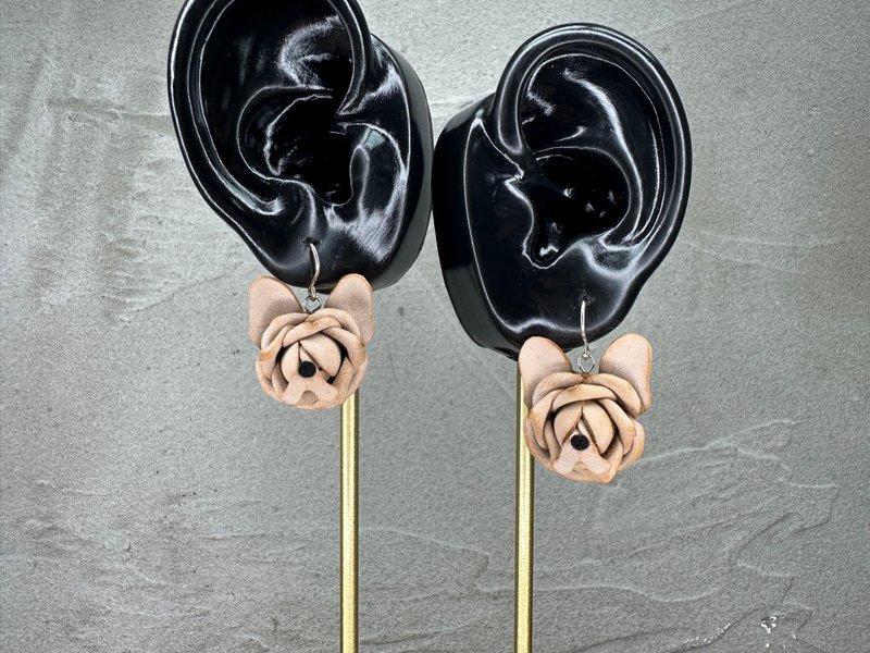 French bulldog x Leather Rose Earrings - ต่างหู - หนังแท้ สีกากี